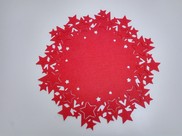 Centrino in feltro 3 mm colore rosso intagli "stelle"