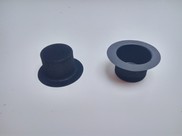 Cilindro in plastica colore nero