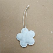 Fiore in tessuto "naturals" colore avorio